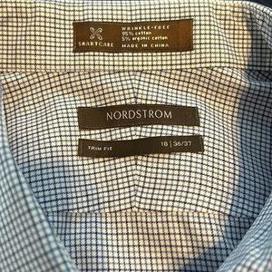 NORDSTROM MENS   long sleeve blue white light blue striped button down.